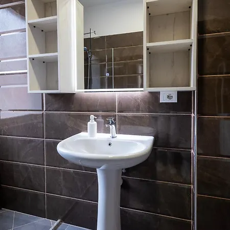 Primestay * Tirana